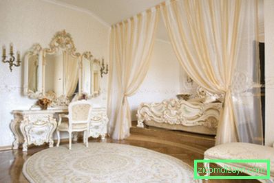 Chambre à coucher dans le style baroque (23)